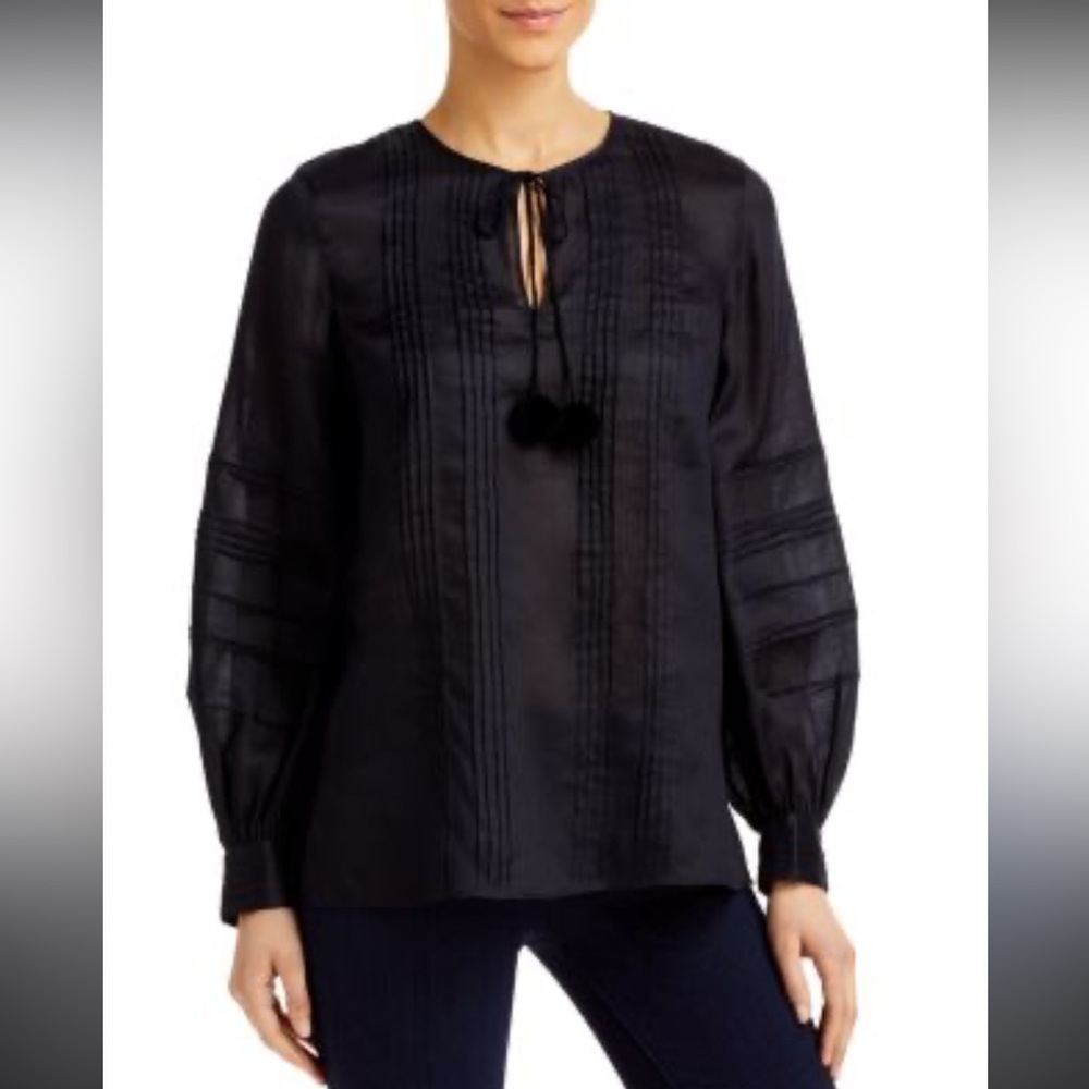 NWT Lafayette 148 Gemma cloth Pom top